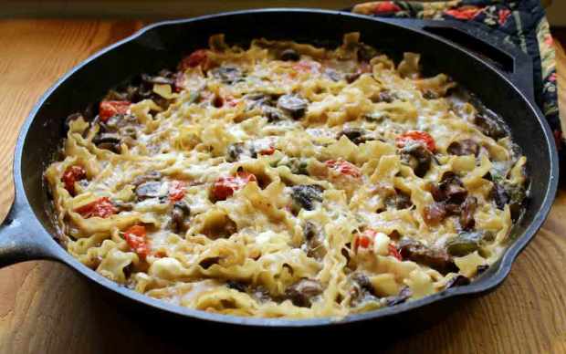 Mushroom-and-roasted-pepper